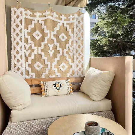 Charming 2 With Balcony Daire *