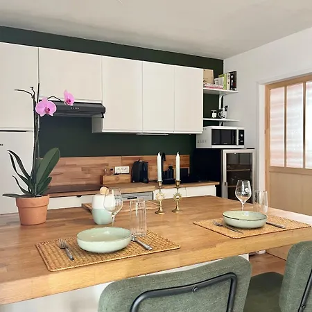 Daire Charming 2 With Balcony Nice