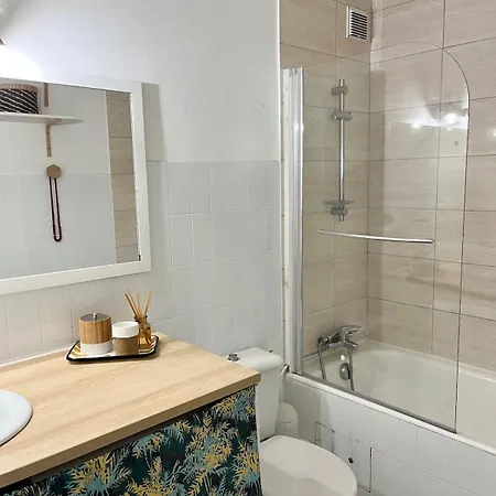 Daire Charming 2 With Balcony Nice